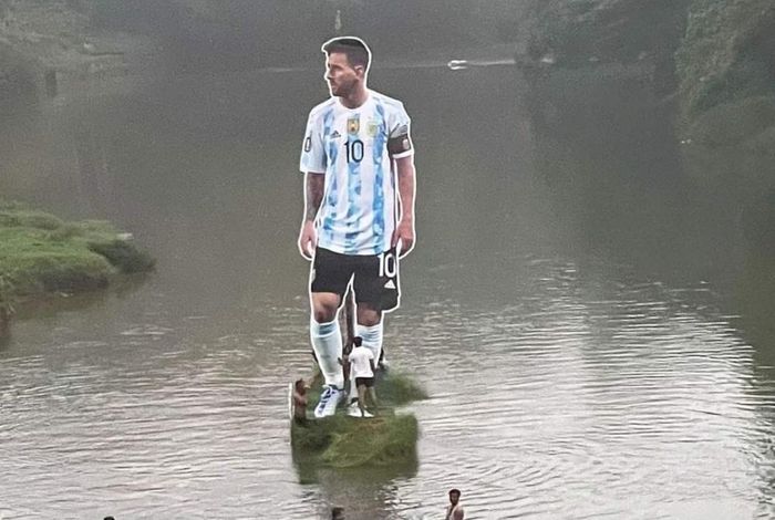  Trước đó vào World Cup 2022, những tấm hình lớn của Messi cũng được dựng lên khắp Kozhikode. Ảnh: Al Jazeera. 