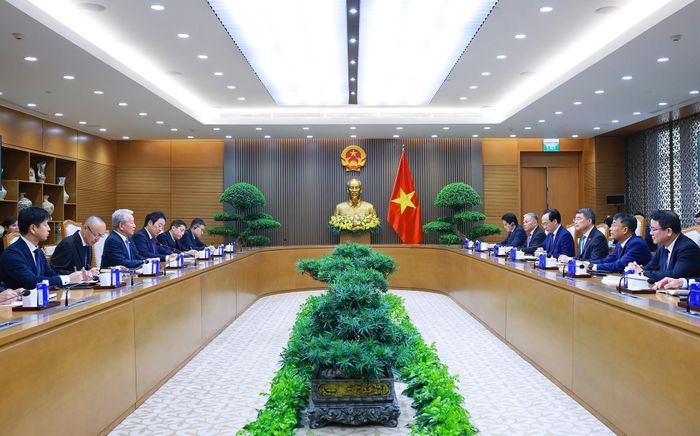 Thủ tướng Lê Minh Hưng tiếp Chủ tịch Cơ quan Hợp tác quốc tế Nhật Bản (JICA) Tanaka Akihiko. Ảnh: Dương Giang – TTXVN