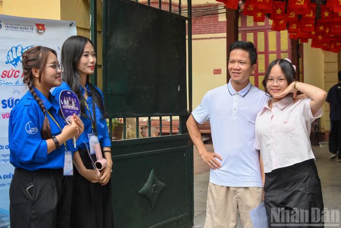  Chiều nay, các thí sinh sẽ tiếp tục làm bài thi Toán với hình thức trắc nghiệm trong vòng 90 phút. 