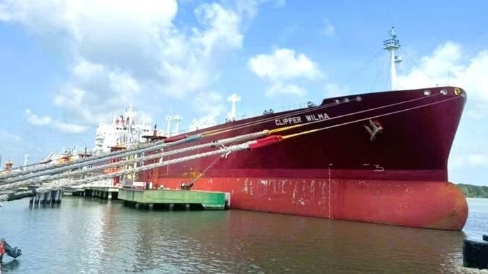 Tàu Clipper Wilma cũng đã cập cảng, đưa về Việt Nam khoảng 45.000 tấn LPG nhập khẩu từ Hoa Kỳ