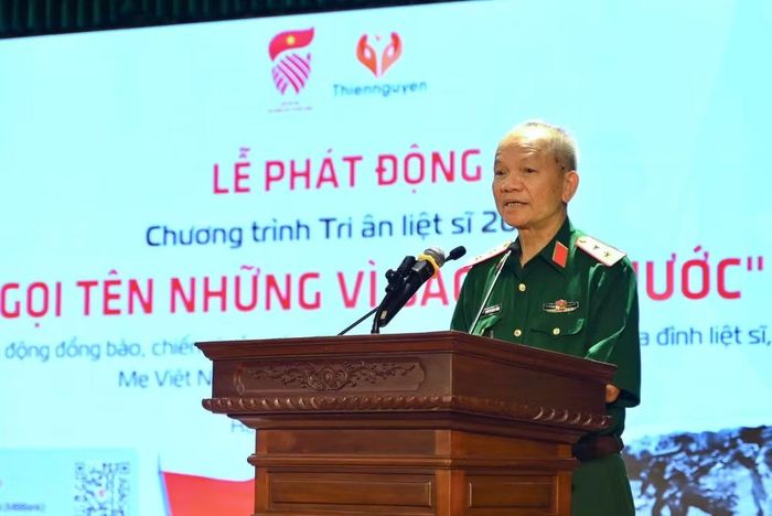 Trung tướng Hoàng Khánh Hưng, Chủ tịch Hội Hỗ trợ gia đình liệt sĩ Việt Nam, phát biểu.