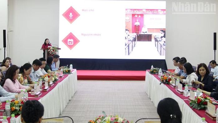Hội nghị báo cáo kết quả Cuộc vận động “Người Việt Nam ưu tiên dùng hàng Việt Nam”.