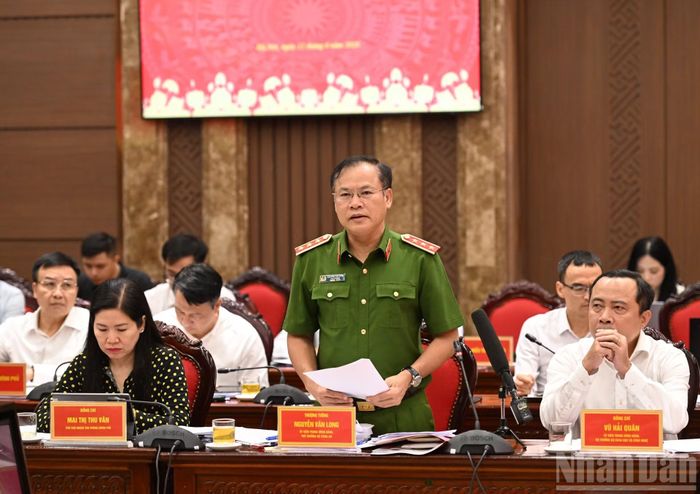 Thượng tướng Nguyễn Văn Long, Thứ trưởng Công an phát biểu tại cuộc làm việc.