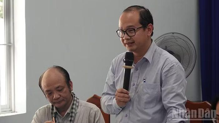 Ông Lê Văn Thái, Phó Giám đốc Sở Văn hóa và Thể thao Thành phố Hồ Chí Minh, phát biểu tại buổi sinh hoạt chuyên đề.