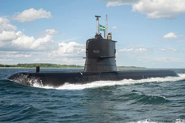 HMS Södermanland dự kiến được chuyển giao vào năm 2027 và sẽ tiếp tục phục vụ cho đến khi chiếc A26 đầu tiên của Ba Lan đi vào biên chế. Ảnh: Bộ Quốc phòng Thụy Điển 