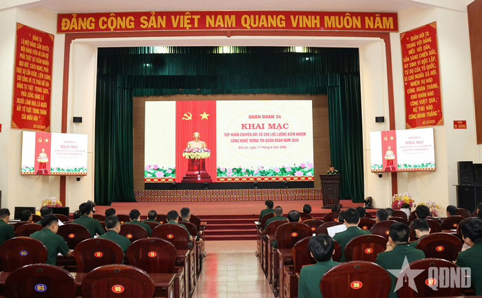 Quang cảnh khai mạc.