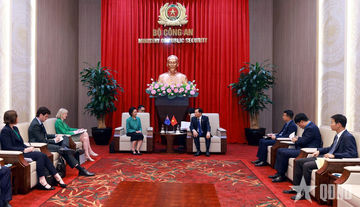 Quang cảnh buổi tiếp.