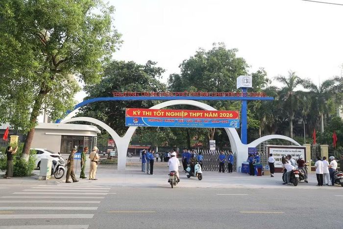 Thời tiết thuận lợi cho thí sinh bước vào bài thi đầu tiên.