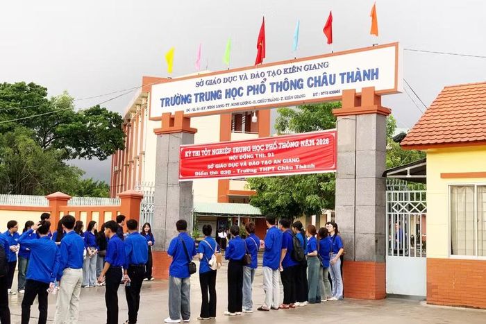 Điểm thi Trường THPT Châu Thành trong sáng 11/6.
