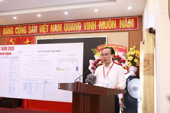 Bộ trưởng Hoàng Minh Sơn đề nghị cán bộ, giáo viên làm nhiệm vụ thi vừa tạo tâm lý thoải mái cho thí sinh, vừa thực hiện nghiêm các quy định, hạn chế tối đa sai sót.