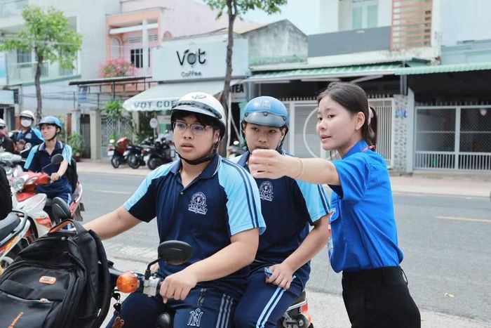 Quy mô của chương trình năm 2026 rất lớn nhằm đáp ứng lượng thí sinh đông tham gia các kỳ thi. Chỉ tính riêng đối với Kỳ thi tốt nghiệp THPT, toàn tỉnh dự kiến bố trí 57 điểm thi với tổng cộng hơn 1.200 phòng thi, phục vụ cho hơn 29 nghìn thí sinh đăng ký dự thi.