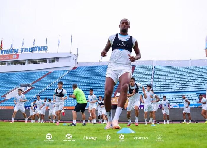 Cả Thép Xanh Nam Định và CA TPHCM đều thi đấu không tốt ở V-League 2025/2026. Ảnh: Thép Xanh Nam Định.