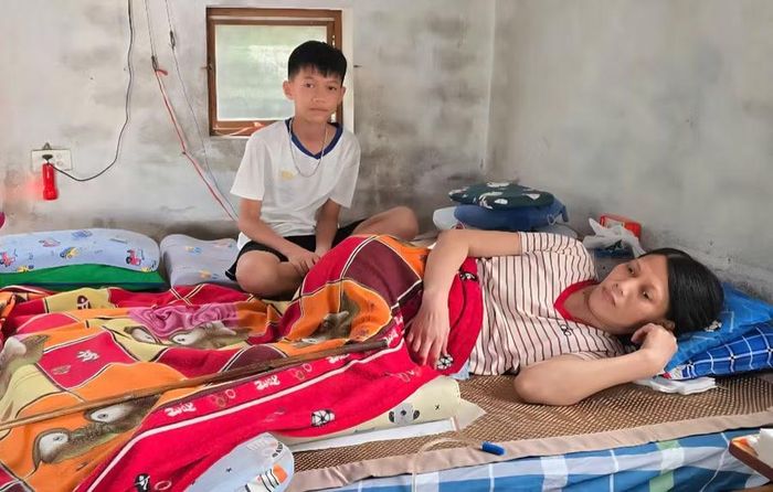 Niềm an ủi, niềm vui giúp chị Châu sống tiếp cuộc đời là hai đứa con hết mực chăm ngoan, thương yêu mẹ.