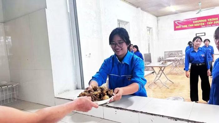 Học sinh tại vùng sâu, vùng xa được quan tâm hỗ trợ.