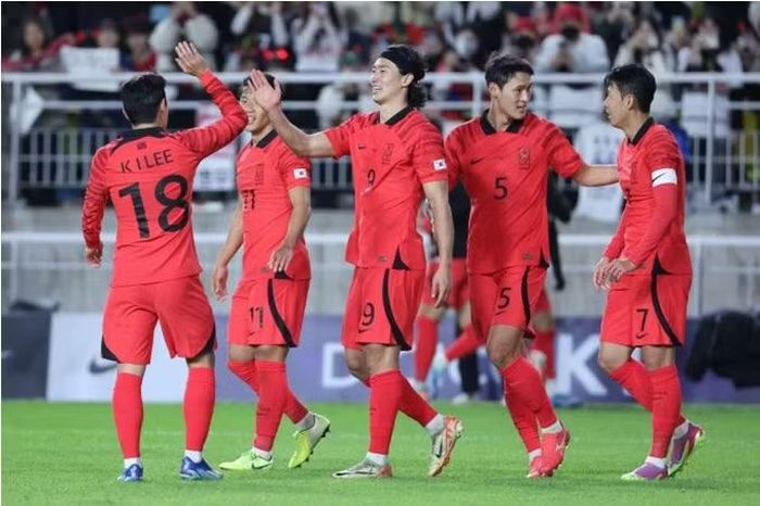 Hàn Quốc bước vào World Cup 2026 với tư cách là đại diện giàu kinh nghiệm nhất châu Á khi đây đã là lần thứ 12 liên tiếp họ góp mặt tại ngày hội bóng đá lớn nhất hành tinh.