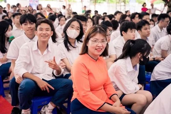 Cô Nguyễn Thị Hải Yến - TTCM tổ Toán THPT, Trường THCS-THPT Phenikaa.
