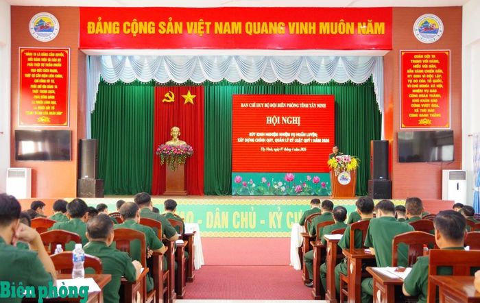 Ban Chỉ huy Bộ đội Biên phòng tỉnh Tây Ninh tổ chức Hội nghị rút kinh nghiệm nhiệm vụ huấn luyện; xây dựng chính quy, quản lý kỷ luật quý I năm 2026. Ảnh: Hải Bằng