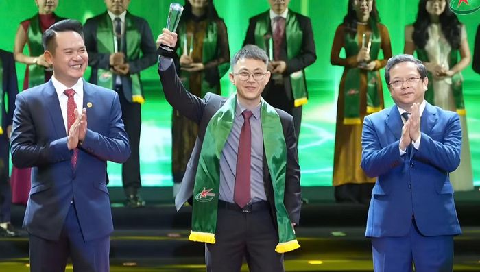 Anh Nguyễn Bùi Duy Nguyên - Top 100 Doanh nhân trẻ khởi nghiệp xuất sắc 2026.