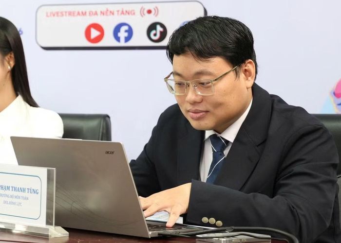 Tiến sĩ Thanh Tùng đánh giá đề thi Toán.