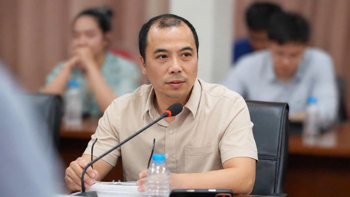 Phó Tổng Giám đốc EVN Ngô Xuân Hải: Những ảnh hưởng chính sách không ảnh hưởng đến khách hàng sinh hoạt, mà chủ yếu ảnh hưởng tập trung cho khách hàng sản xuất, kinh doanh.