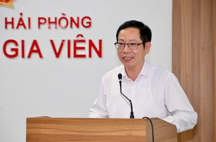 Ông Vũ Tiến Phụng, Phó Chủ tịch UBND TP. Hải Phòng phát biểu tại hội nghị.