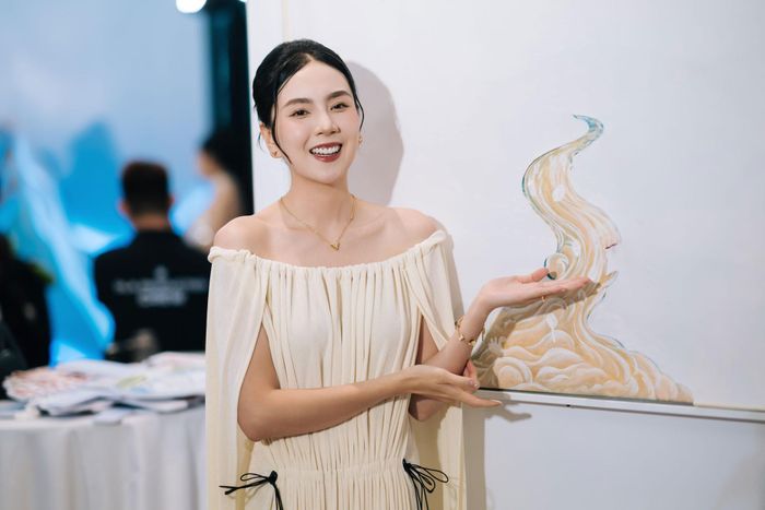 MC Mai Ngọc xuất hiện rạng rỡ tại sự kiện. Ảnh: BTC