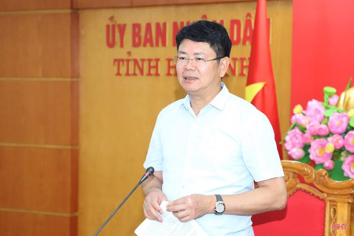 Đồng chí Nguyễn Thanh Tịnh - Phó Bí thư Thường trực Đảng ủy, Thứ trưởng Bộ Tư pháp, Trưởng đoàn kiểm tra kết luận buổi làm việc.