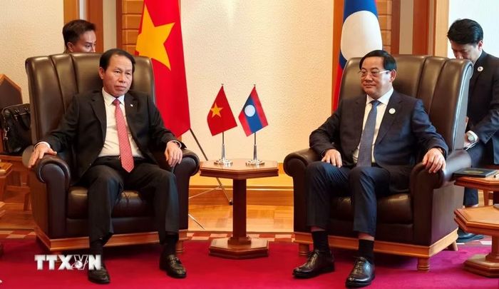Phó Thủ tướng Lê Tiến Châu ghi nhận các bộ, ngành và địa phương tích cực triển khai nghiêm túc, hiệu quả các thỏa thuận cấp cao. (Ảnh: Bùi Hà/TTXVN)