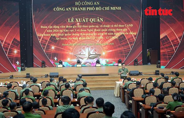 Trung tướng Mai Hoàng, Giám đốc Công an TP Hồ Chí Minh nhận xét về các tiết mục tại Lễ xuất quân.
