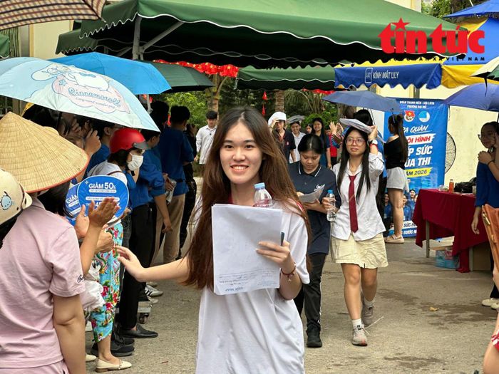 Niềm vui hiện rõ trên khuôn mặt mỗi thí sinh.