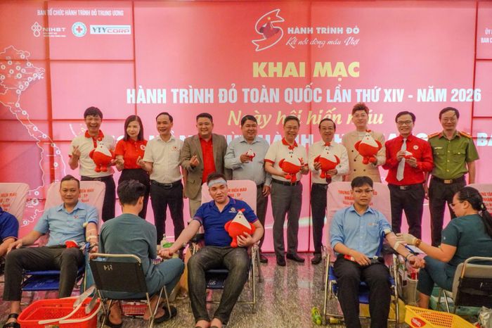 Chương trình Hành trình Đỏ lần thứ 14 toàn quốc khai mạc tại TP Hồ Chí Minh.