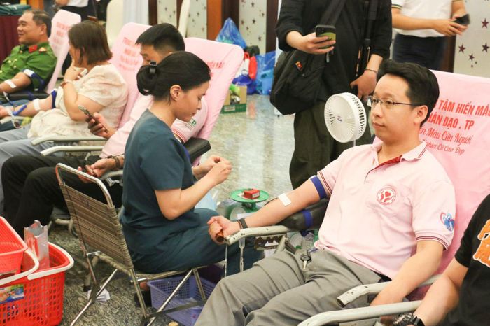 Chương trình đặt mục tiêu tiếp nhận 120.000 đơn vị máu.