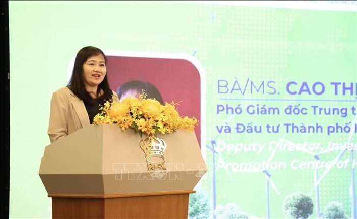 Bà Cao Thị Phi Vân, Phó Giám đốc ITP phát biểu tại diễn đàn.