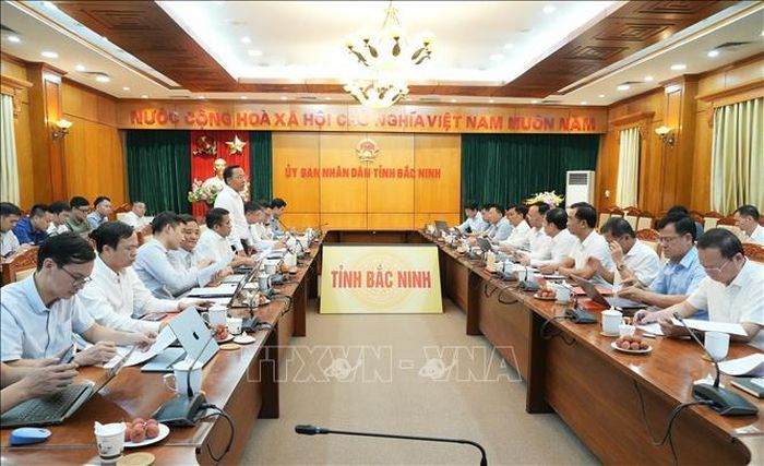 Quang cảnh buổi làm việc.
