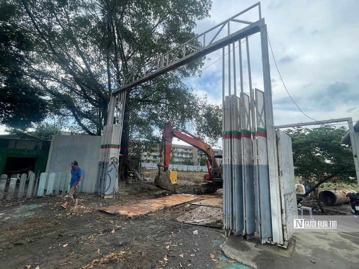 Dự án xây dựng lại cụm 8 chung cư cũ tại đây được giao cho Công ty Cổ phần Phát triển nhà Thanh Đa làm chủ đầu tư từ năm 2017. Trong đó, lô số 4 và số 6 đã được thu hồi tháo dỡ.