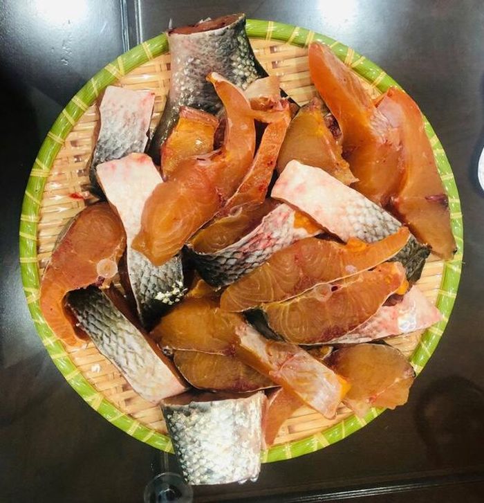 Cá măng là đặc sản dduwwocj du khách tìm kiếm.