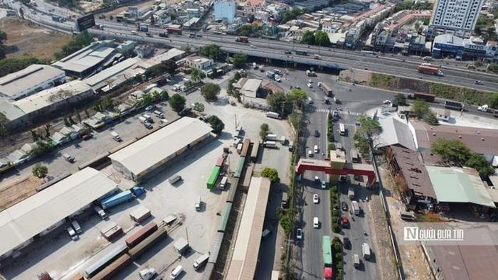 Ga Dĩ An sẽ được phát triển mở rộng là trung tâm trung chuyển hàng hóa, việc mở rộng đường An Bình được đánh giá là đỉem kết nối xuyên suốt trong tương lai.