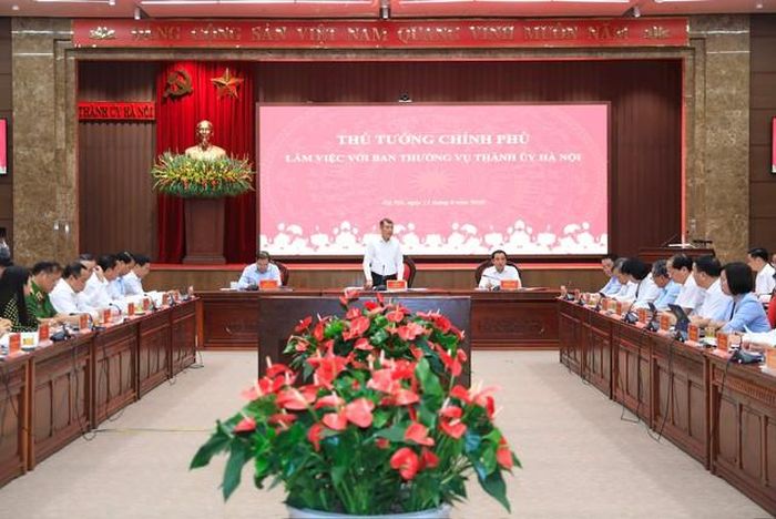 Quang cảnh buổi làm việc (Ảnh: Quang Thái).