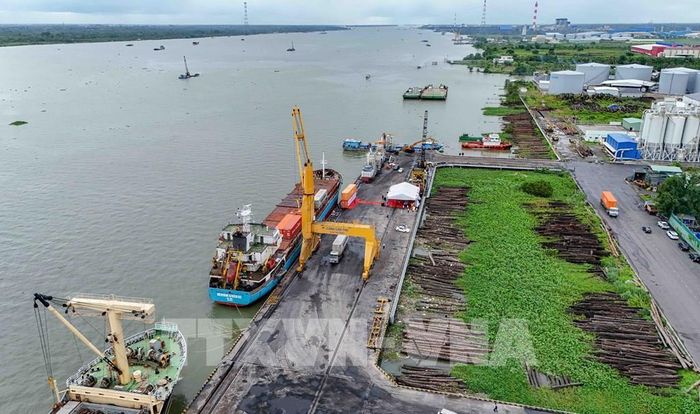 Một góc cảng Cái Cui. Ảnh: Thanh Liêm - TTXVN