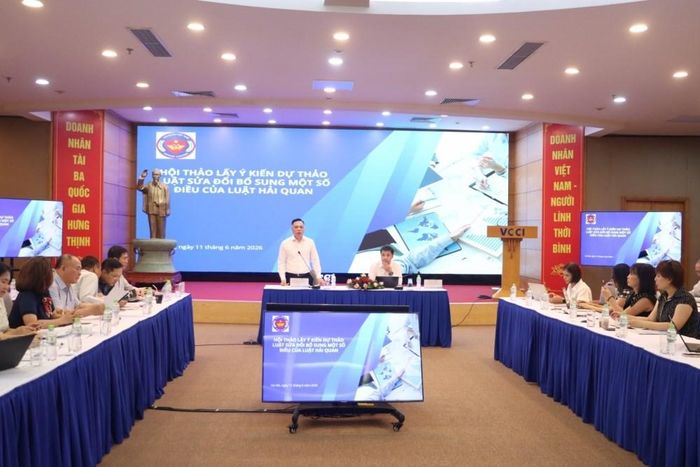 Liên đoàn Thương mại và Công nghiệp Việt Nam (VCCI) phối hợp với Bộ Tài chính (Cục Hải quan) tổ chức hội thảo "Lấy ý kiến doanh nghiệp về dự thảo Luật sửa đổi, bổ sung một số điều của Luật Hải quan". Ảnh: VCCI cung cấp