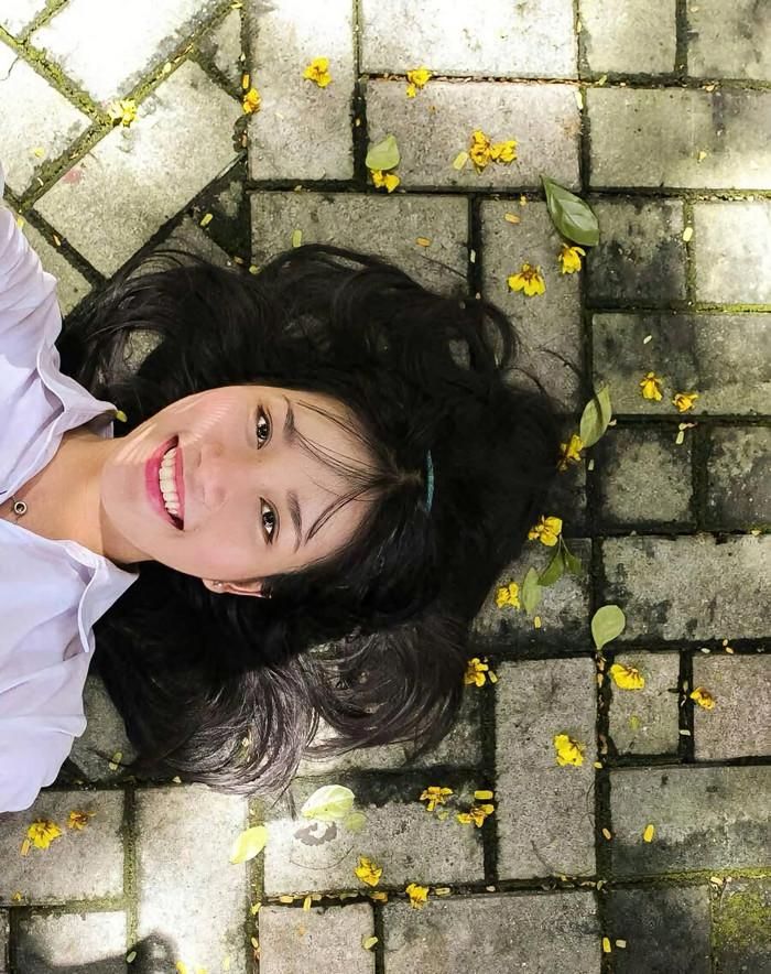 Á hậu Phương Anh cho rằng: "Điểm số rất quan trọng nhưng đó không phải là thước đo duy nhất cho giá trị của mỗi người. Điều quan trọng nhất là các bạn đã dám cố gắng và không bỏ cuộc".