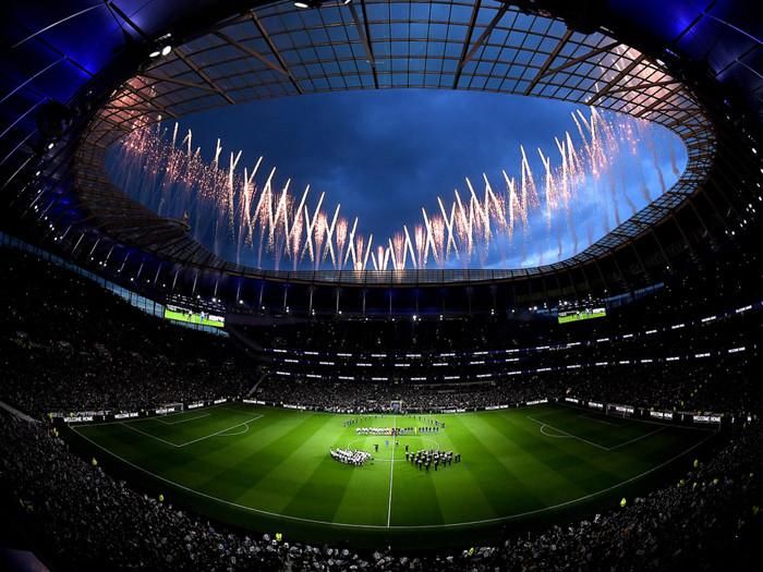 Tottenham Hotspur Stadium ở Anh 