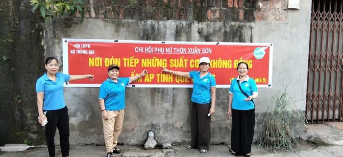 Hoạt động tiếp sức mùa thi được Hội LHPN xã Trung Giã duy trì 4 năm nay.