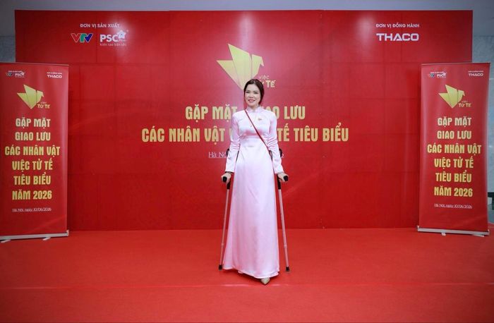 Bế Thị Băng là 1 trong số 100 nhân vật tiêu biểu của chương trình “Việc tử tế” 2026. Cô từng là Đại sứ chương trình "Mottainai Trao yêu thương, Nhận hạnh phúc" do Báo Phụ nữ Việt Nam tổ chức