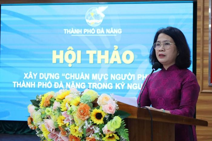 Chủ tịch Hội LHPN TP Đà Nẵng Hoàng Thị Thu Hương phát biểu tại hội thảo “Xây dựng chuẩn mực người phụ nữ thành phố Đà Nẵng trong kỷ nguyên mới”, nhấn mạnh yêu cầu phát huy giá trị truyền thống gắn với năng lực thích ứng trong thời đại số.