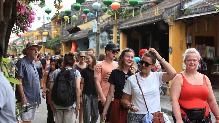 Việt Nam là một trong những điểm đến hàng đầu được du khách quốc tế yêu thích nhờ sự kết hợp hoàn hảo giữa thiên nhiên hoang sơ, bề dày lịch sử, văn hóa đa dạng, ẩm thực phong phú và chi phí hợp lý