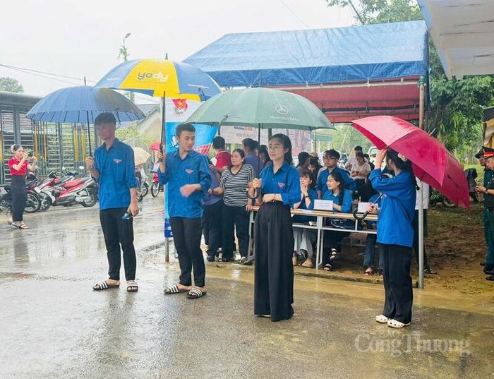 Sự quan tâm, động viên kịp thời này là nguồn cổ vũ to lớn, tiếp thêm động lực để các bạn trẻ hoàn thành tốt nhiệm vụ hỗ trợ, đồng hành cùng sĩ tử trong suốt kỳ thi.