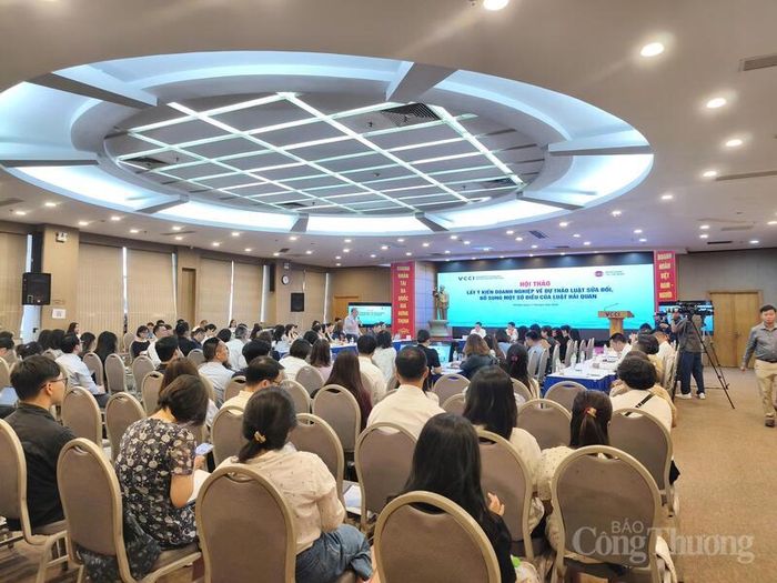  Hội thảo thu hút sự quan tâm của cộng đồng doanh nghiệp. Ảnh: NH