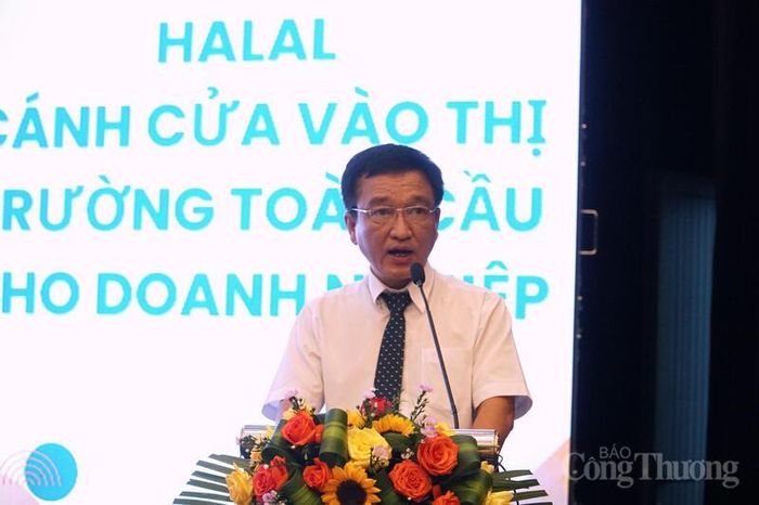Ông Huỳnh Xuân Sơn, Phó Giám đốc Sở Công Thương TP. Đà Nẵng phát biểu tại hội thảo.