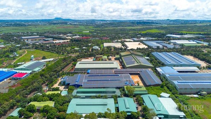 Trong 5 tháng đầu năm 2026, Gia Lai ghi nhận kết quả thu hút đầu tư đầy ấn tượng với 145 dự án được chấp thuận, đạt khoảng 85% kế hoạch năm. Ảnh: Hiền Mai